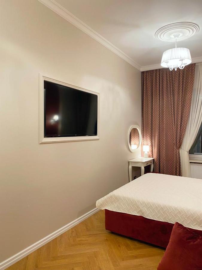 Grand De Luxe Residence Lviv Exterior photo